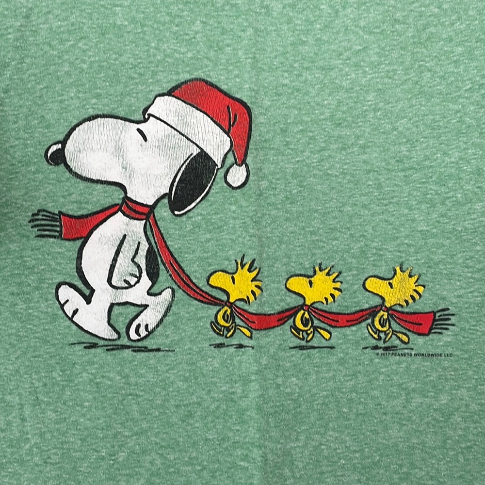 vintage snoopy peanuts christmas shirt